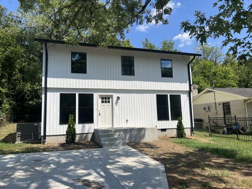 2629 Old Matthews Rd, Nashville, TN, 37207-3808 | Card Image