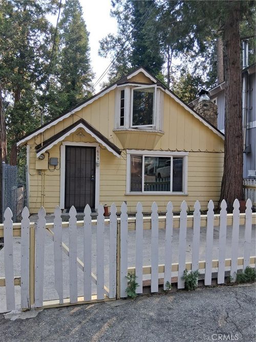 679 S State Highway 138, Crestline, CA, 92325-9156 | Card Image