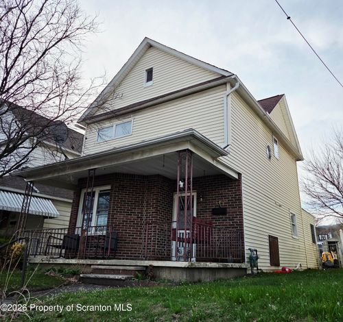941 Main St, Dickson City, PA, 18519-1356 | Card Image