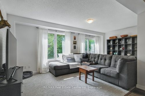 59-1035 Victoria Rd S, Guelph, ON, N1L0H5 | Card Image