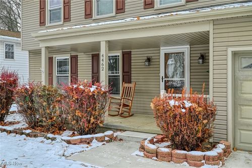 4462 Timberdale Dr, Stow, OH, 44224-1832 | Card Image
