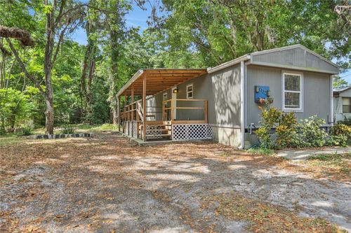 9132 Mango St, New Port Richey, FL, 34654-1019 | Card Image