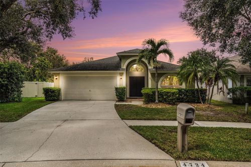 4724 Preston Woods Dr, VALRICO, FL, 33596-7873 | Card Image