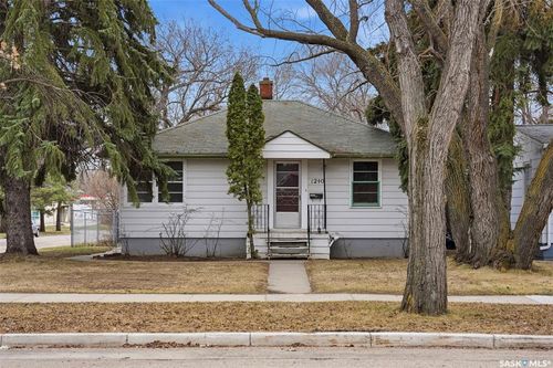 1240 Main St E, Saskatoon, SK, S7H0L2 | Card Image