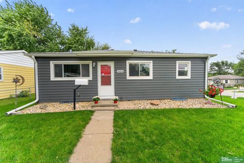 4454 S 61st St, Omaha, NE, 68117-1207 | Card Image