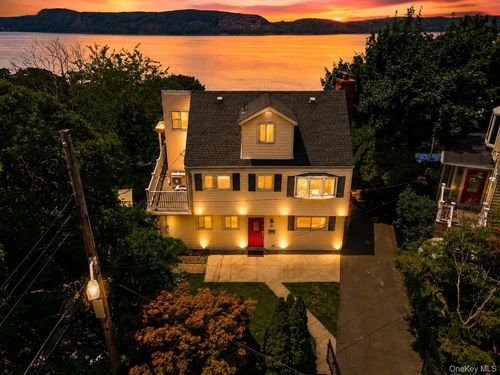 12 Riverview Ct, Ossining, NY, 10562-5912 | Card Image