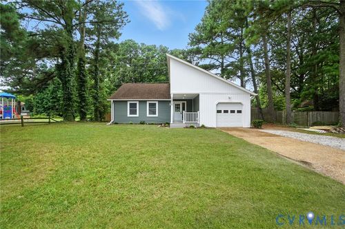 2529 Peritan Rd, Virginia Beach, VA, 23454-3318 | Card Image