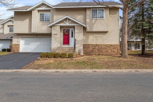 2907 Devonshire Cir, Woodbury, MN, 55125-3964 | Card Image