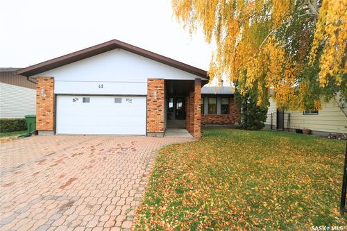 41 Biggs Crescent, Yorkton, SK, S3N3Y8 | Card Image