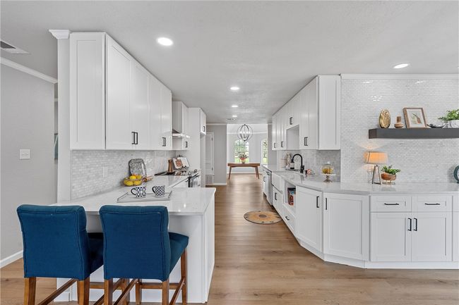 1648 Old Ranch Rd, House other with 5 bedrooms, 3 bathrooms and null parking in China Spring TX | Image 7