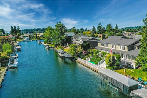 14 Crescent Key, Bellevue, WA, 98006 | Card Image