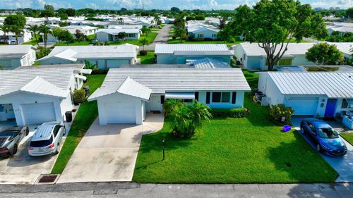 2377 Sw 8th Ave, Boynton Beach, FL, 33426-5311 | Card Image
