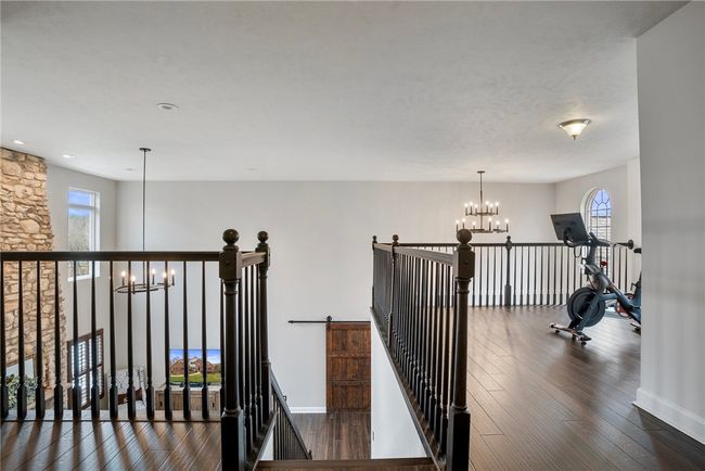 2nd floor loft at top of stairs | Image 20