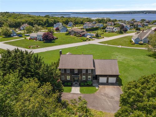 121 King Charles Dr, Portsmouth, RI, 02871-1342 | Card Image