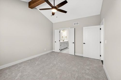 25064 W 94th Ter, Lenexa, KS, 66227-7388 | Card Image