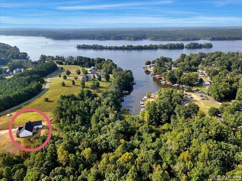 880 Starboard Dr, Bracey, VA, 23919 | Card Image
