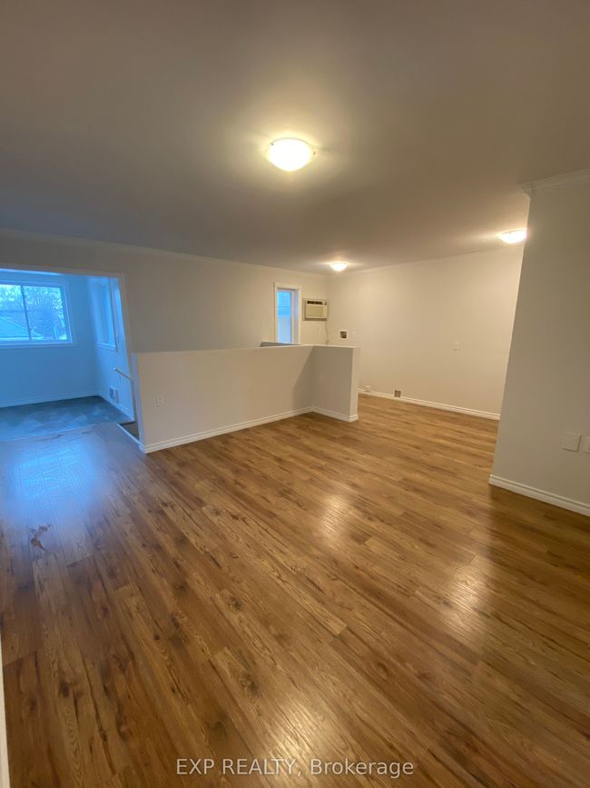 612 Romaine St, House other with 10 bedrooms, 5 bathrooms and 4 parking in Peterborough ON | Image 13