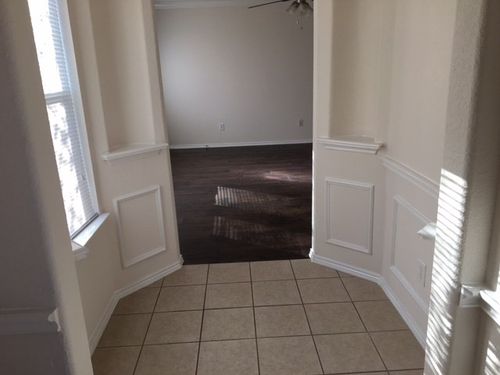 6420 Valleybrooke Ct, Arlington, TX, 76001-8300 | Card Image