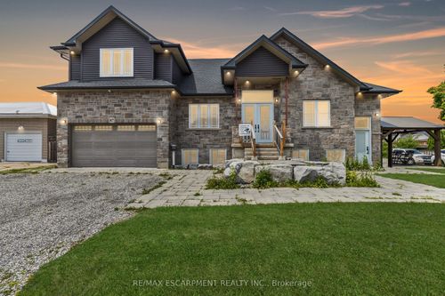 87 Owen Pl, Hamilton, ON, L8G2H3 | Card Image