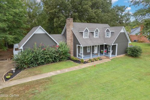 225 Meadowbrook Cir, Lexington, TN, 38351-4031 | Card Image