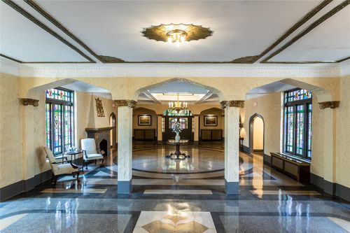 apt-3k-12 Hempstead Ave, Rockville Centre, NY, 11570-4025 | Card Image