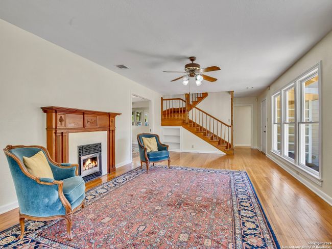 785 Burr Rd, House other with 4 bedrooms, 2 bathrooms and null parking in Terrell Hills TX | Image 4