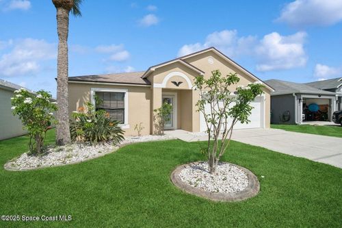4240 Swanna Dr, Melbourne, FL, 32901-8673 | Card Image