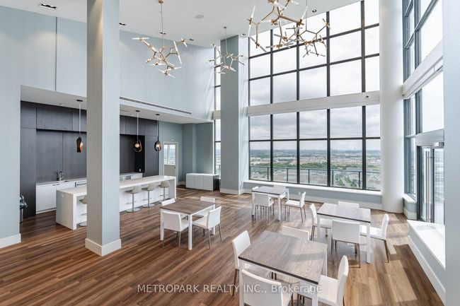PH215 - 9000 Jane St, Condo with 2 bedrooms, 3 bathrooms and null parking in Concord ON | Image 49