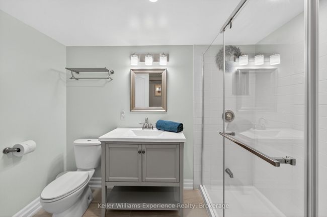 32 Pinecone Ave, House other with 5 bedrooms, 3 bathrooms and 6 parking in Tiny ON | Image 28