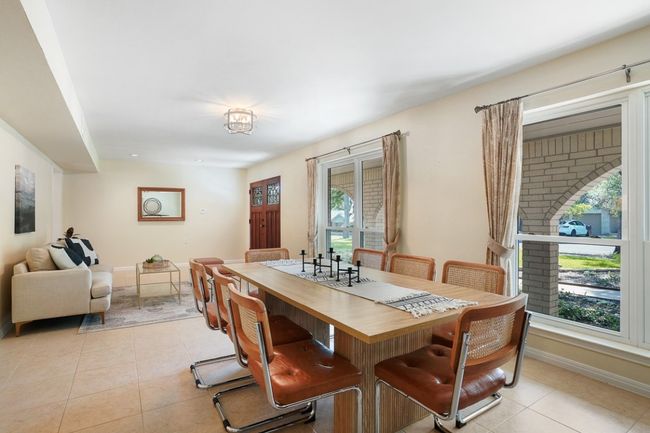 11204 Deadoak Ln, House other with 4 bedrooms, 3 bathrooms and 4 parking in Austin TX | Image 4