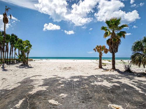 13642 Gulf Blvd, MADEIRA BEACH, FL, 33708-2520 | Card Image