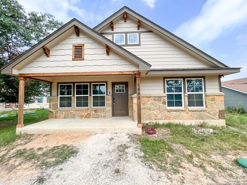 1893 Blueridge Dr, Canyon Lake, TX, 78133-3798 | Card Image