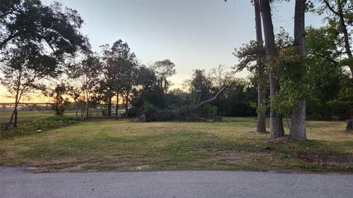 15607 Dowlwood Dr, Houston, TX, 77032-1807 | Card Image