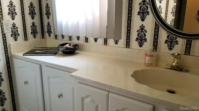 p half bath 2.jpg | Image 11