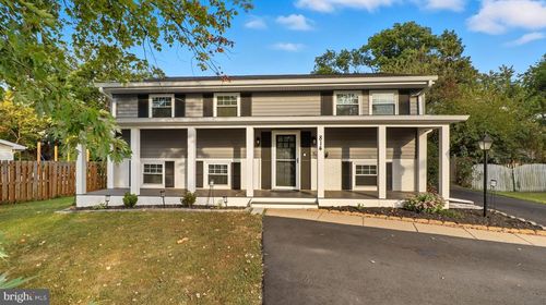 814 N Croydon St, STERLING, VA, 20164-2907 | Card Image