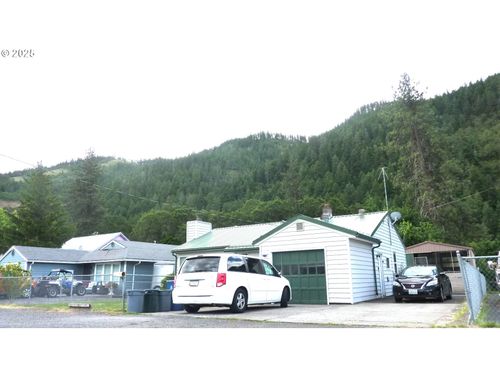 610 Bluff Rd, Klickitat, WA, 98628-9700 | Card Image