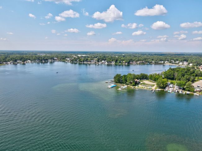 12224 Mantawauka Dr, House other with 4 bedrooms, 4 bathrooms and null parking in Fenton MI | Image 4