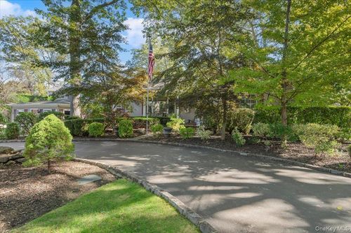 1109 Round Swamp Rd, Old Bethpage, NY, 11804-1125 | Card Image