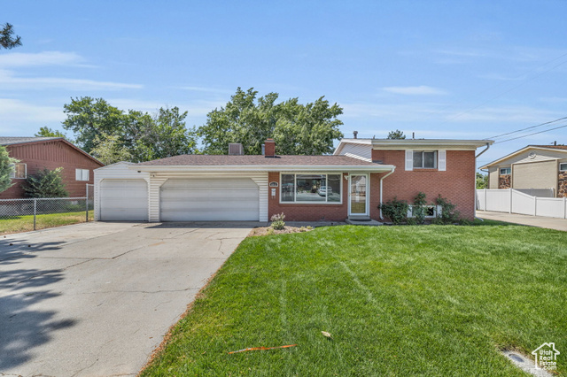 1275 , Sandy, UT 84094