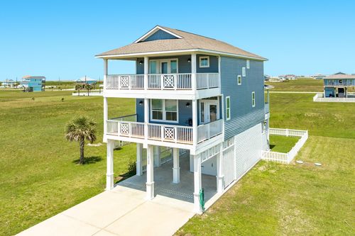 18706 Shaman Dr, Galveston, TX, 77554-1408 | Card Image
