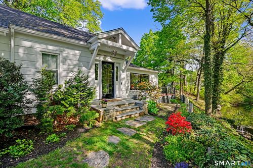 49 Newtown Ave, Norwalk, CT, 06851-3008 | Card Image