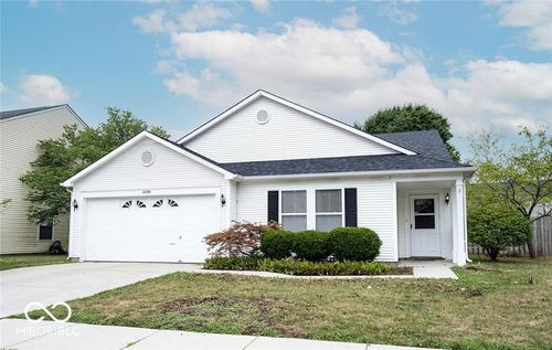 10290 Tournon Dr, Fishers, IN, 46037-8203 | Card Image