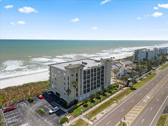 402 - 245 Highway A1a, Condo with 3 bedrooms, 3 bathrooms and null parking in Satellite Beach FL | Image 33