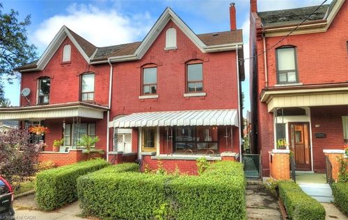 18 Mulberry St, Hamilton, ON, L8R2C5 | Card Image