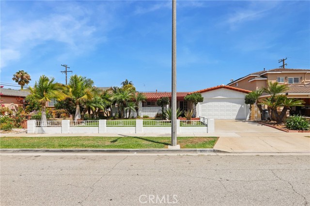 Hollyoak St, Buena Park, CA 90620
