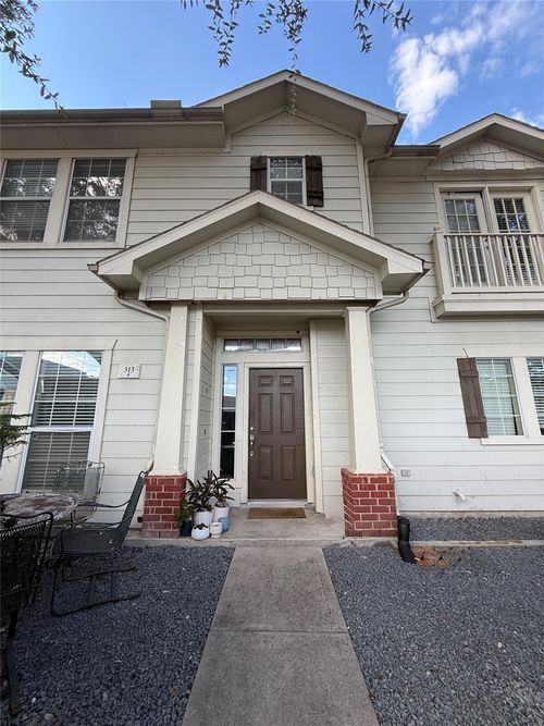 313 Hogan St, Houston, TX, 77009-8317 | Card Image