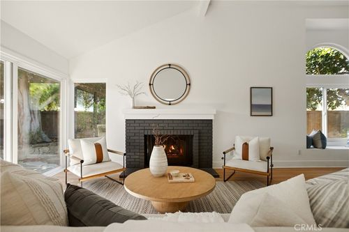 39 Carriage Hill Ln, Laguna Hills, CA, 92653-6038 | Card Image