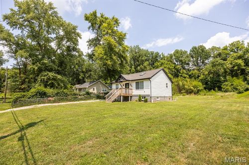 1314 Dutch Hollow Rd, Belleville, IL, 62223-1831 | Card Image