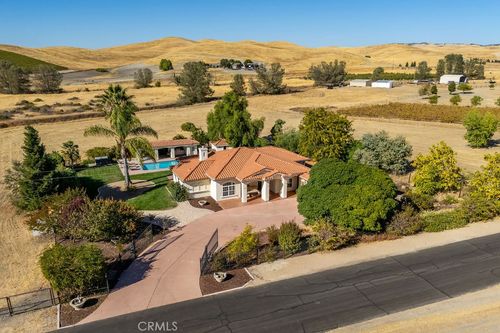 76950 Barker Rd, San Miguel, CA, 93451 | Card Image