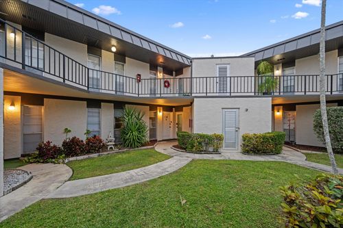 unit-109-2 Greenway Vlg N, Royal Palm Beach, FL, 33411-2949 | Card Image